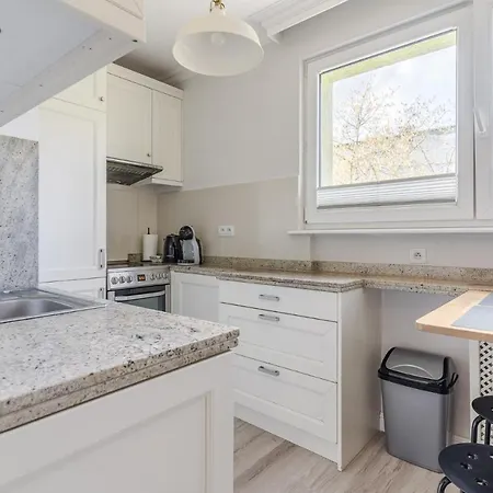 Black Chairs - Apartament Blisko Morza Danzig