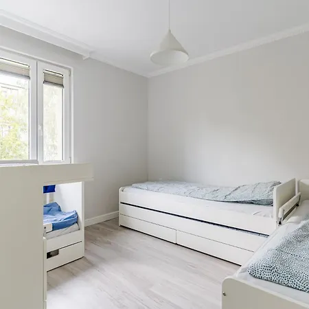 Black Chairs - Apartament Blisko Morza