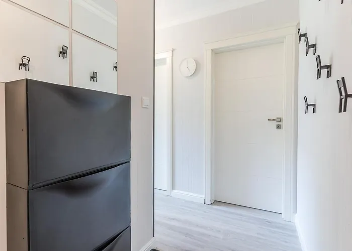 Black Chairs - Apartament Blisko Morza 格但斯克