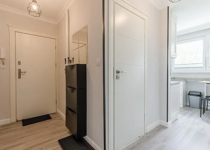 Black Chairs - Apartament Blisko Morza