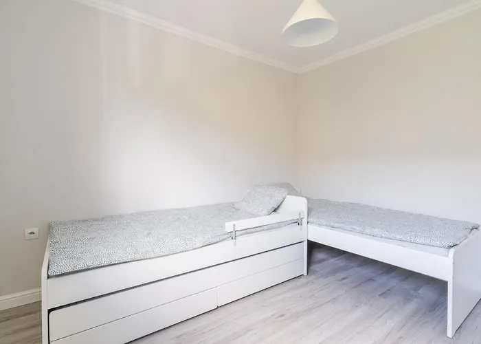 Black Chairs - Apartament Blisko Morza 格但斯克